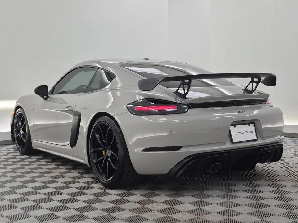 2020 Porsche 718 Cayman GT4 - Image 3 of 5