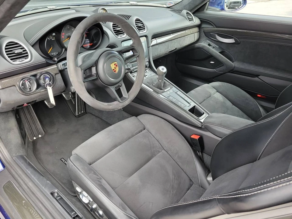 2020 Porsche 718 Cayman GT4 - Image 4 of 5