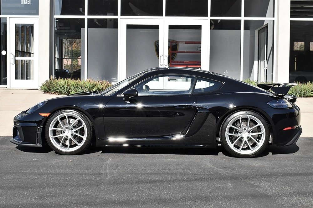 2020 Porsche 718 Cayman GT4 - Image 6 of 11