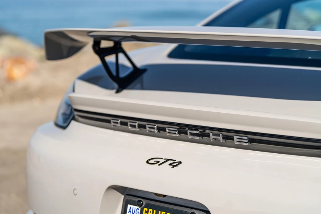 2020 Porsche 718 Cayman GT4 - Image 18 of 31