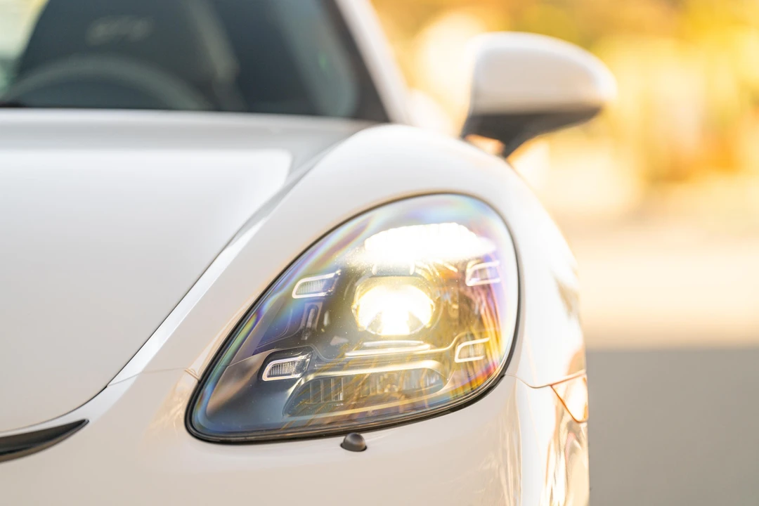2020 Porsche 718 Cayman GT4 - Image 13 of 31