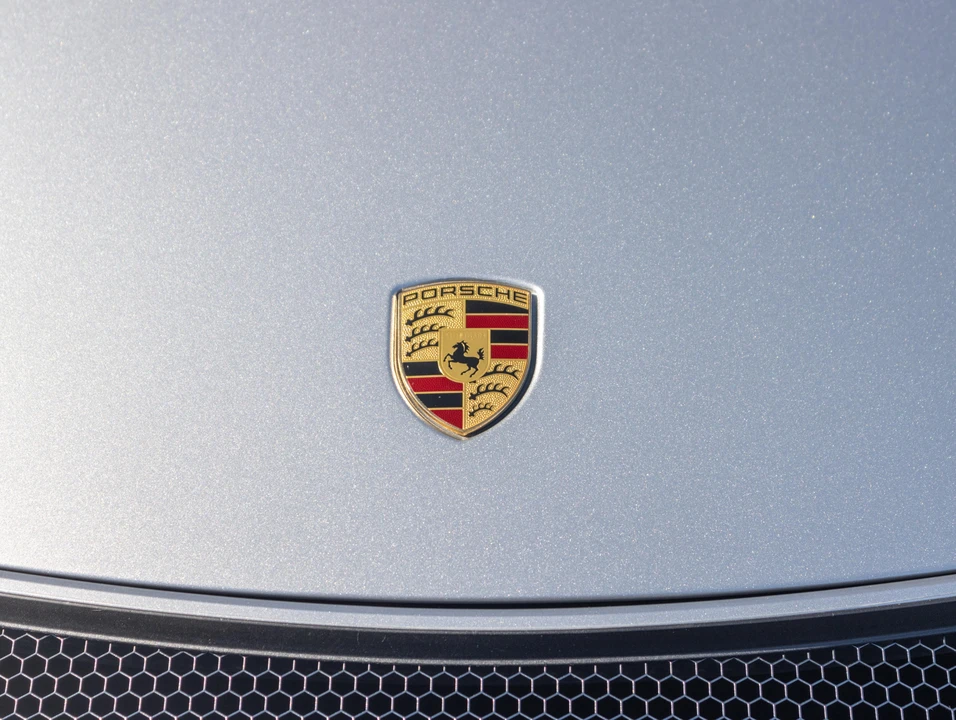 2020 Porsche 718 Cayman GT4 - Image 21 of 31
