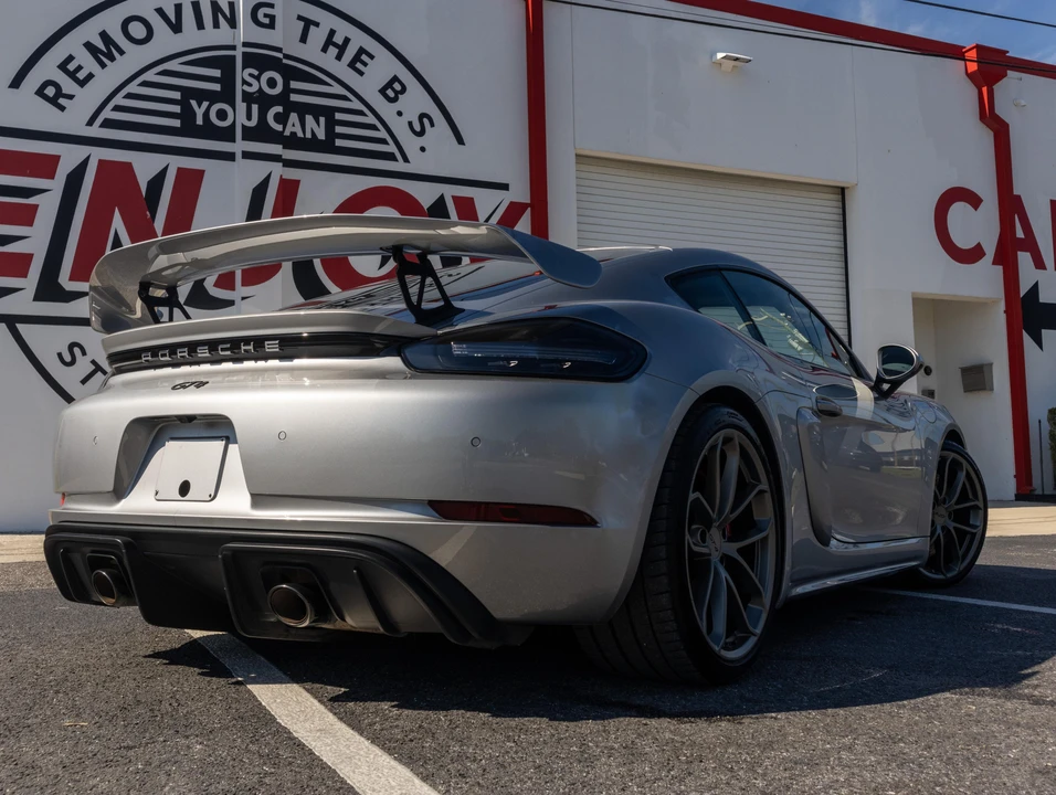 2020 Porsche 718 Cayman GT4 - Image 11 of 31