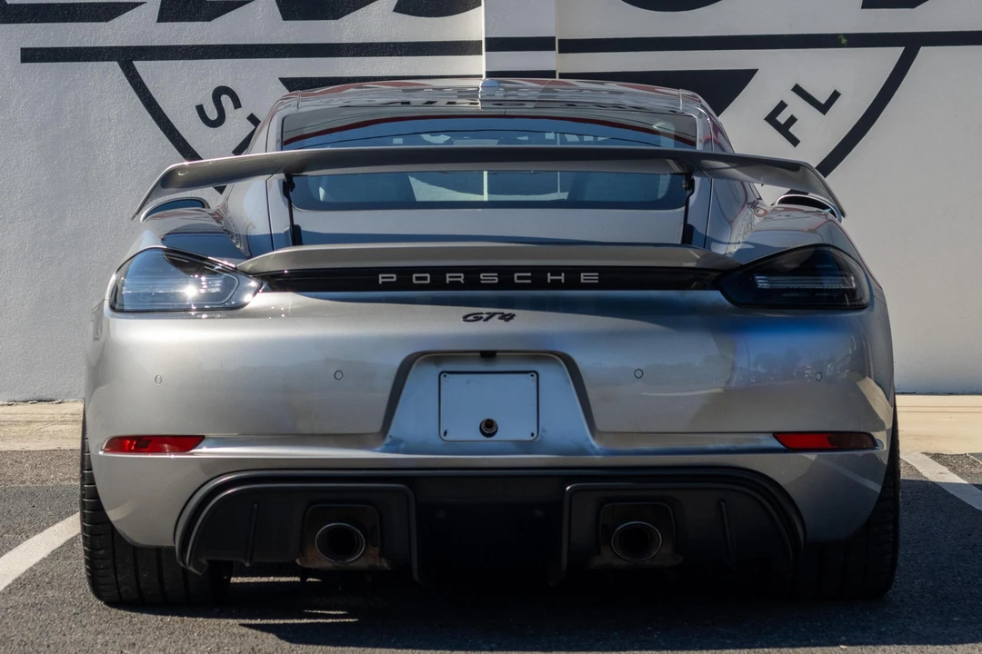 2020 Porsche 718 Cayman GT4 - Image 5 of 31