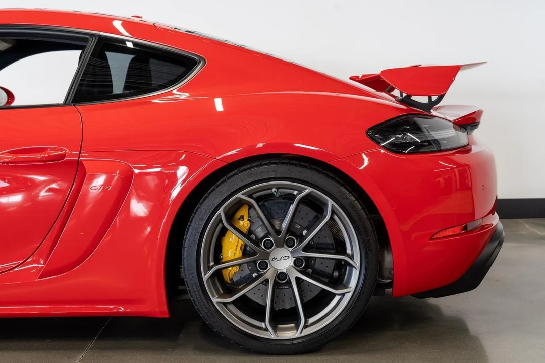 2020 Porsche 718 Cayman GT4 - Image 20 of 21