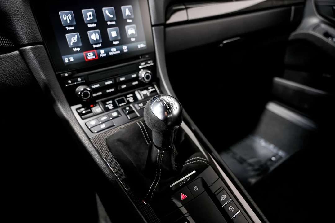 2020 Porsche 718 Cayman GT4 - Image 14 of 21