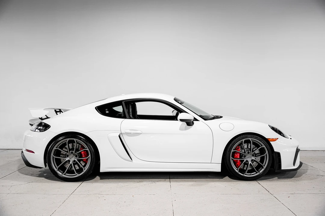 2020 Porsche 718 Cayman GT4 - Image 2 of 21