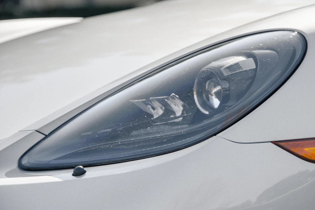 2020 Porsche 718 Cayman GT4 - Image 15 of 31