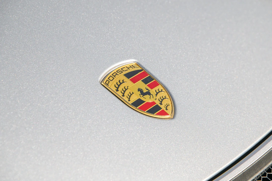 2020 Porsche 718 Cayman GT4 - Image 10 of 31