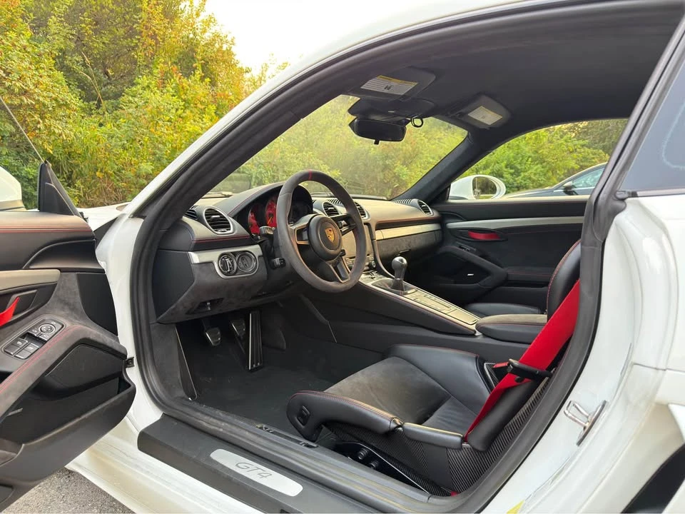 2020 Porsche 718 Cayman - Image 7 of 9