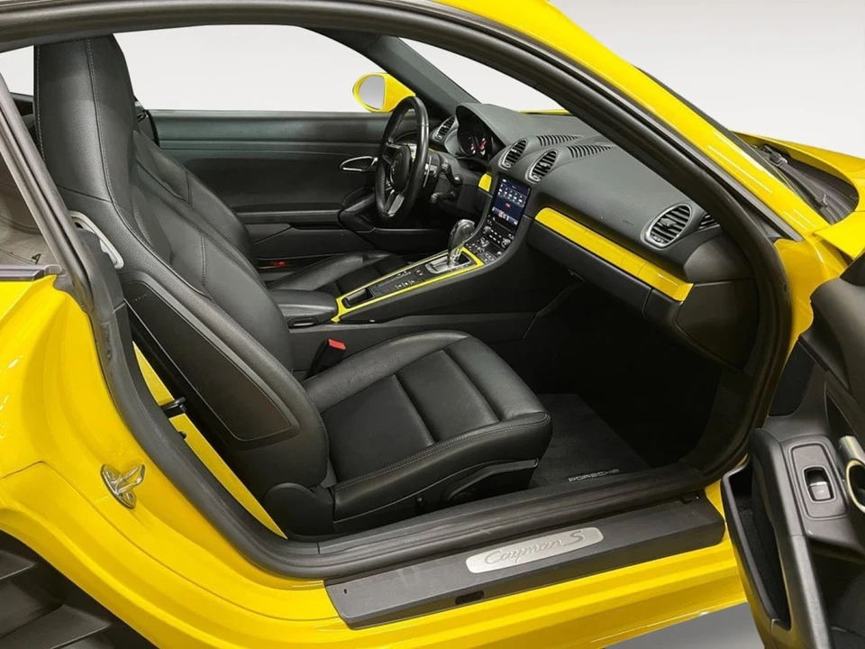 2020 Porsche 718 Cayman S - Image 8 of 20