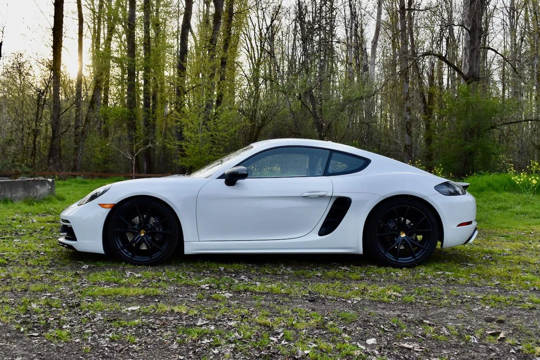 2020 Porsche 718 Cayman T - Image 14 of 21