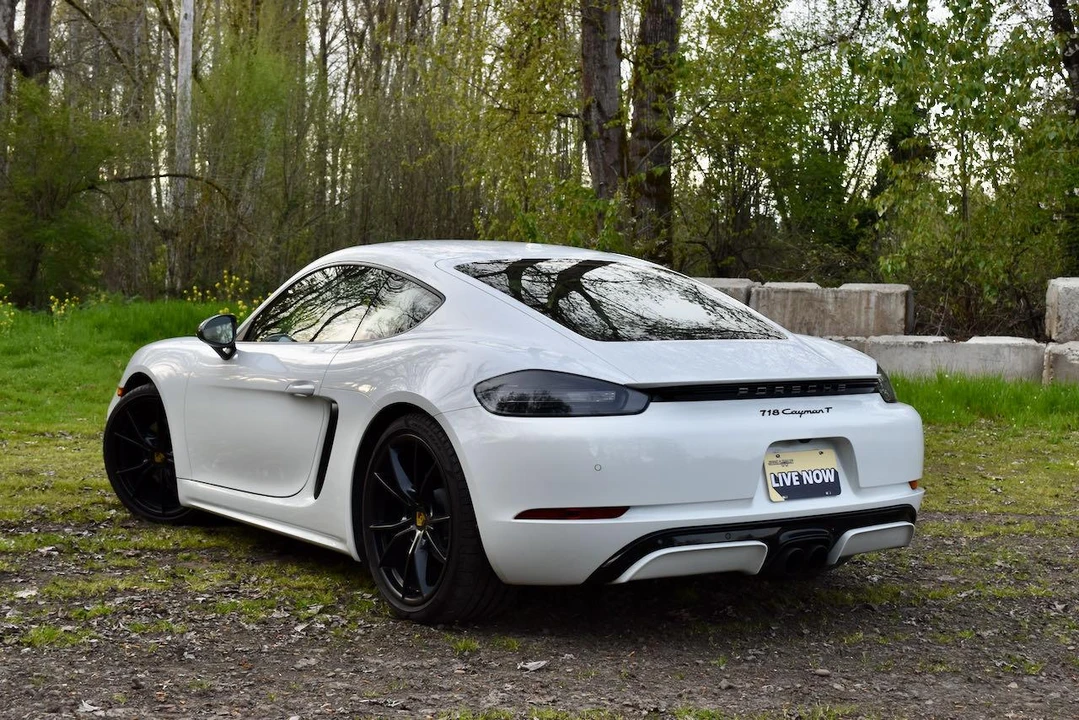 2020 Porsche 718 Cayman T - Image 17 of 21