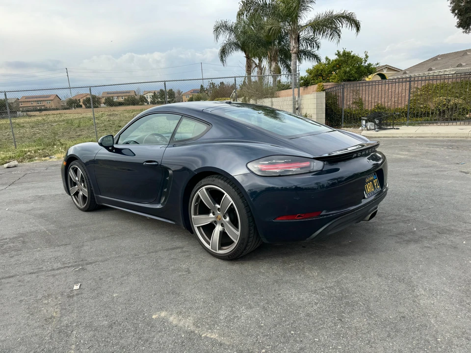 2020 Porsche 718 Cayman - Image 10 of 31
