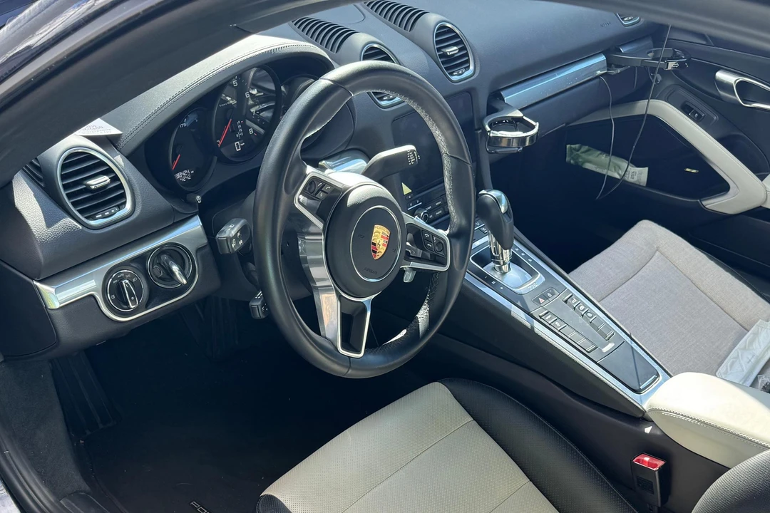 2020 Porsche 718 Cayman - Image 30 of 31