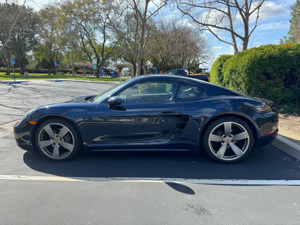 2020 Porsche 718 Cayman - Image 8 of 31