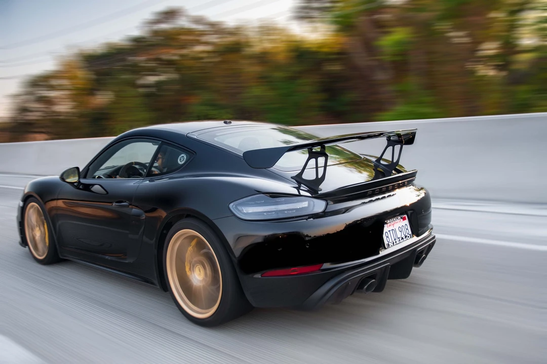 2020 Porsche 718 Cayman GT4 - Image 3 of 9