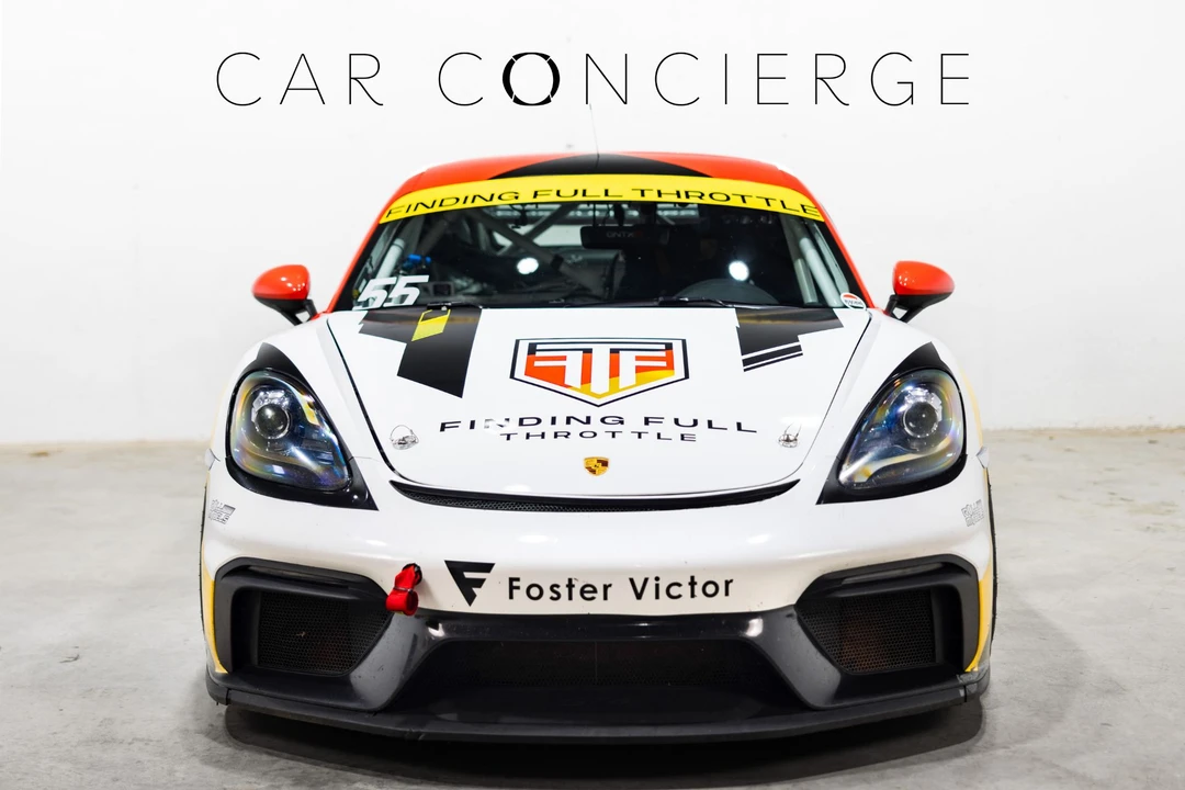 2020 Porsche - Image 2 of 31