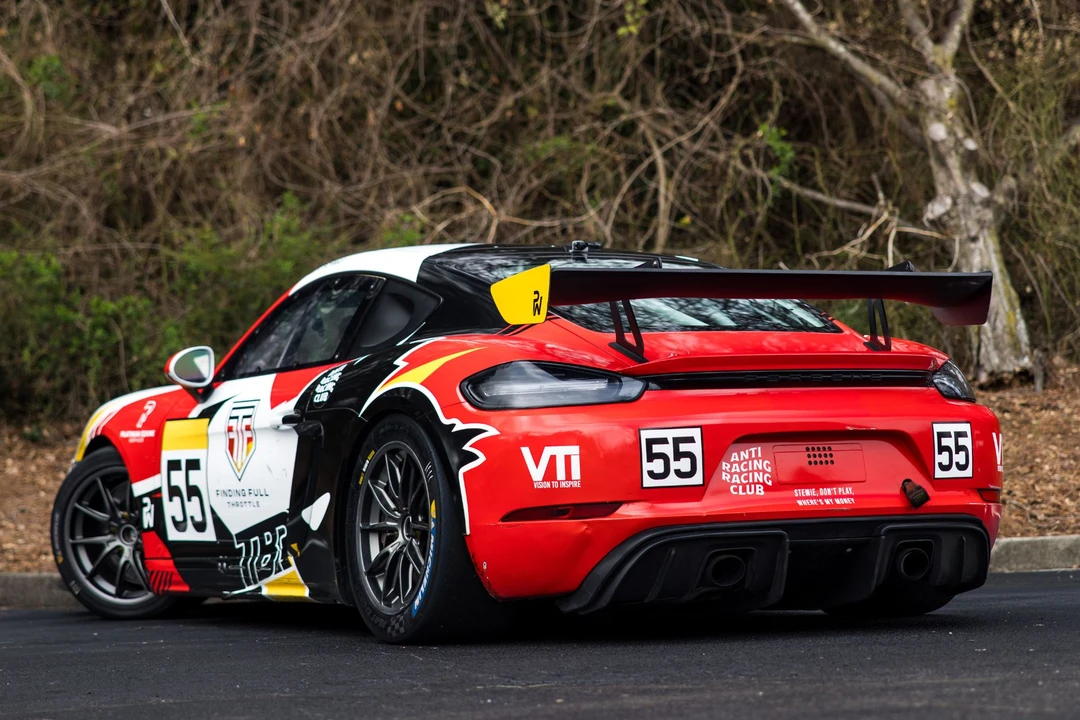 2020 Porsche - Image 11 of 31