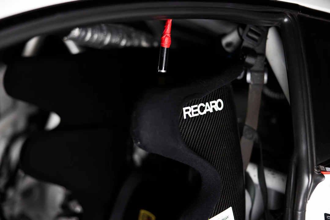 2020 Porsche - Image 16 of 31