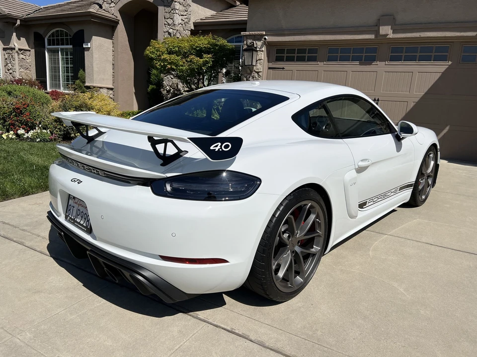 2020 Porsche 718 Cayman GT4 - Image 7 of 31