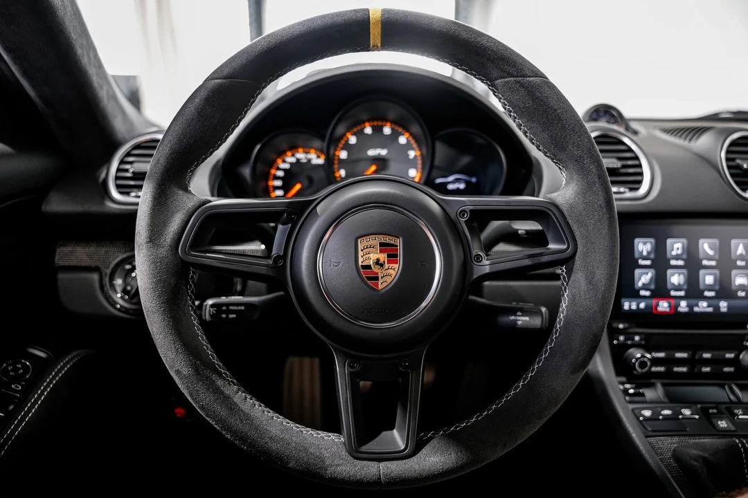 2020 Porsche 718 Cayman GT4 - Image 10 of 12
