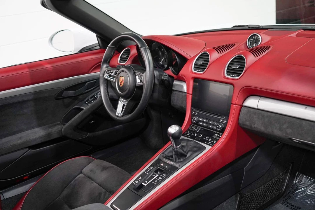 2020 Porsche 718 Boxster Spyder - Image 9 of 21
