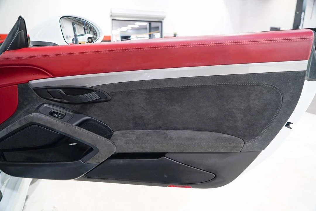 2020 Porsche 718 Boxster Spyder - Image 10 of 21