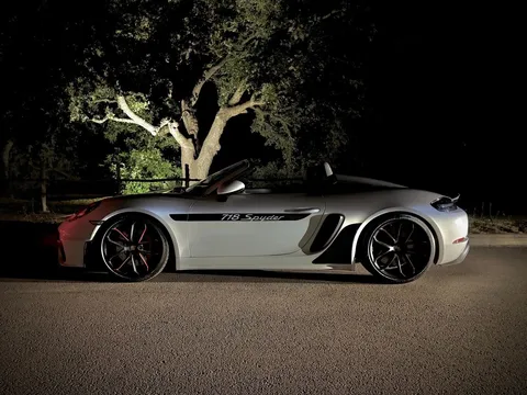 2020 Porsche 718 Spyder