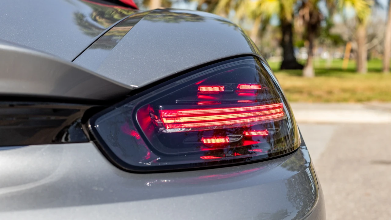 2020 Porsche 718 Boxster Spyder - Image 25 of 31