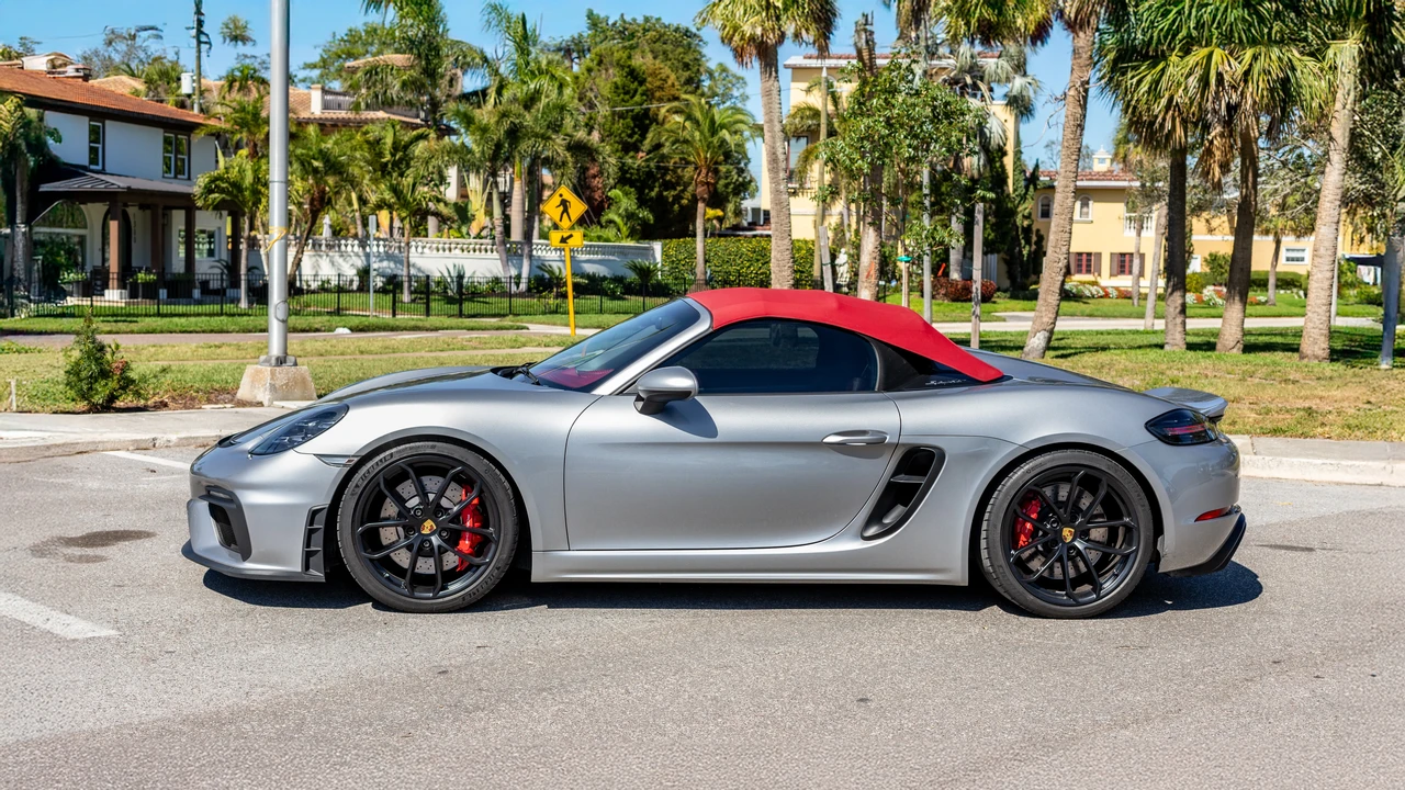 2020 Porsche 718 Boxster Spyder - Image 9 of 31