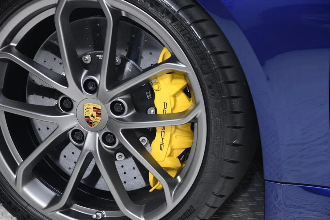 2020 Porsche 718 Boxster Spyder - Image 20 of 23