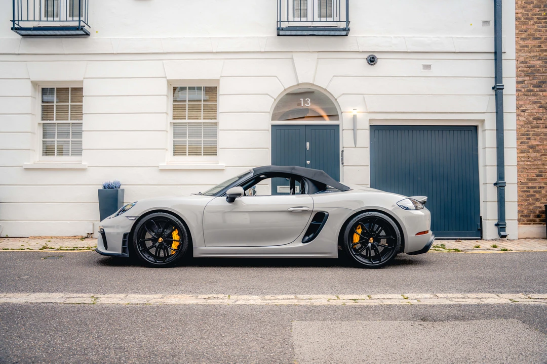 2021 Porsche 718 Boxster Spyder - Image 8 of 31