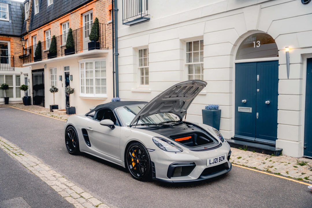 2021 Porsche 718 Boxster Spyder - Image 15 of 31