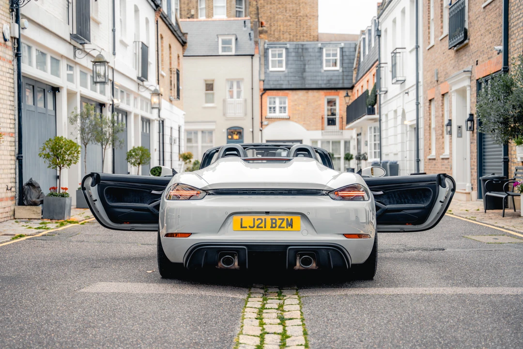 2021 Porsche 718 Boxster Spyder - Image 12 of 31