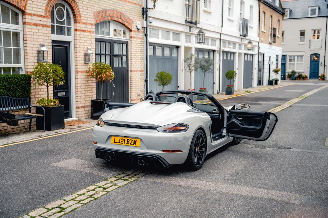 2021 Porsche 718 Boxster Spyder - Image 13 of 31