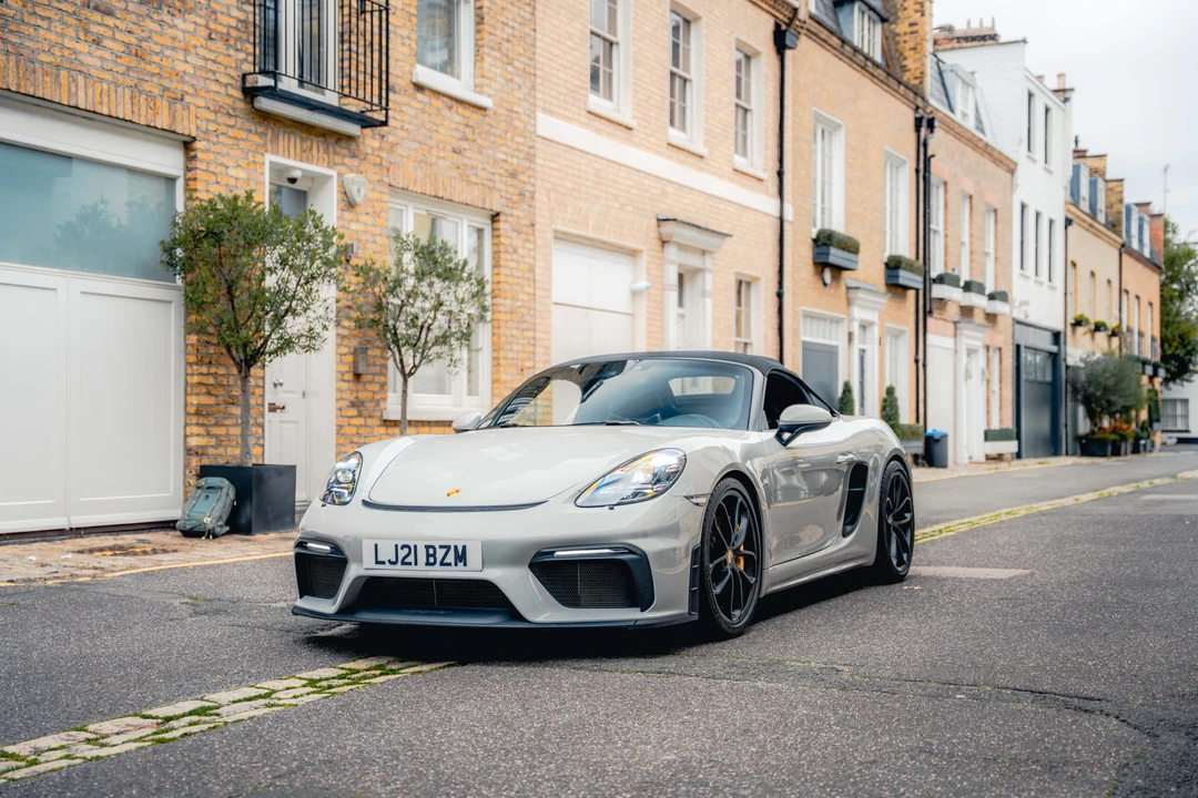 2021 Porsche 718 Boxster Spyder - Image 9 of 31