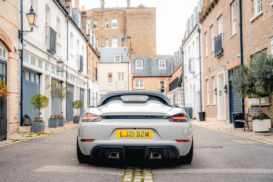 2021 Porsche 718 Boxster Spyder - Image 6 of 31