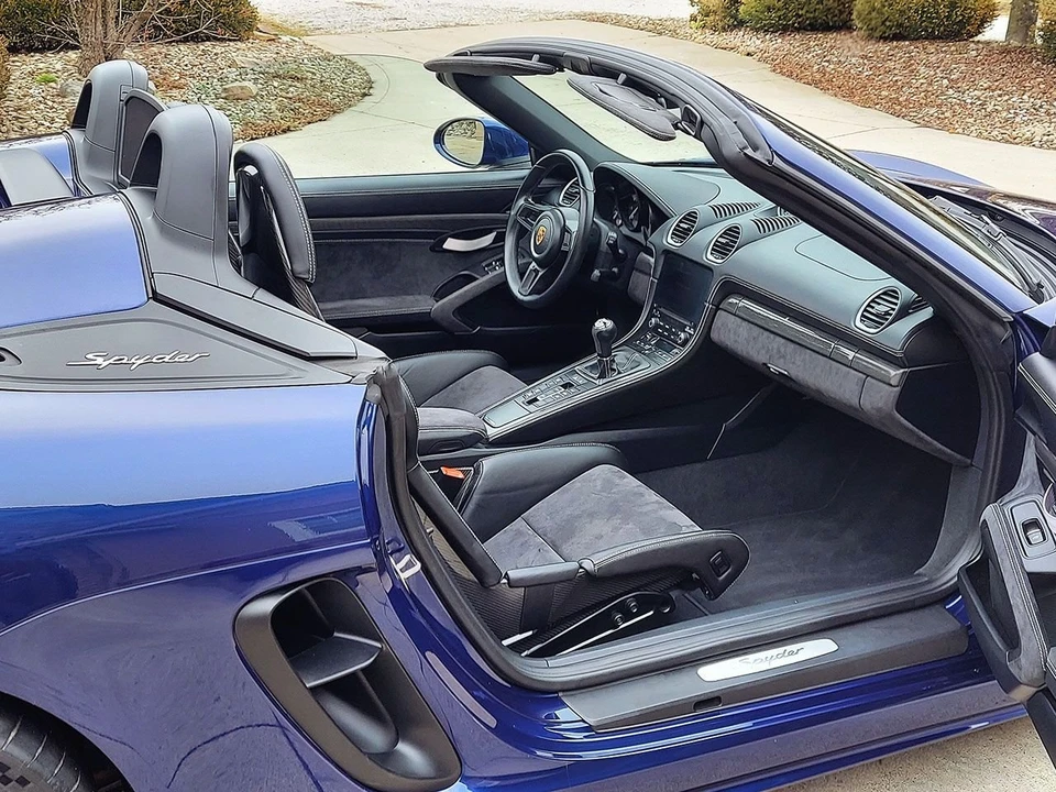 2020 Porsche 718 Boxster Spyder - Image 8 of 12
