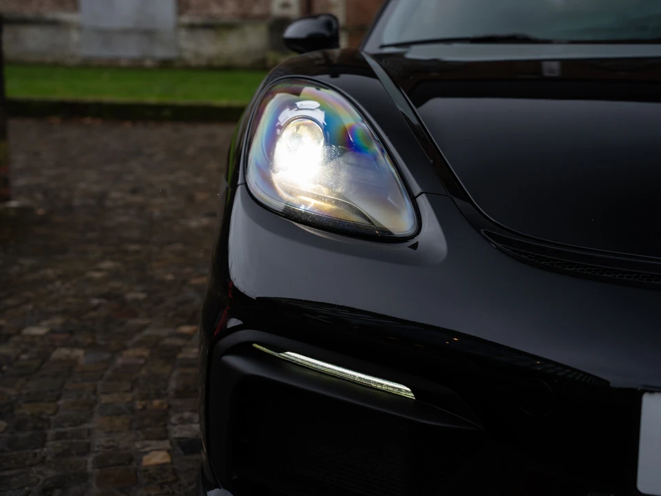 2020 Porsche 718 Boxster Spyder - Image 17 of 31
