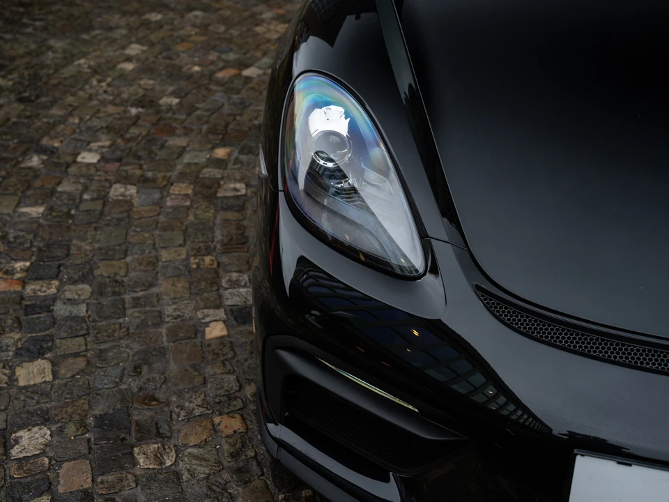 2020 Porsche 718 Boxster Spyder - Image 18 of 31