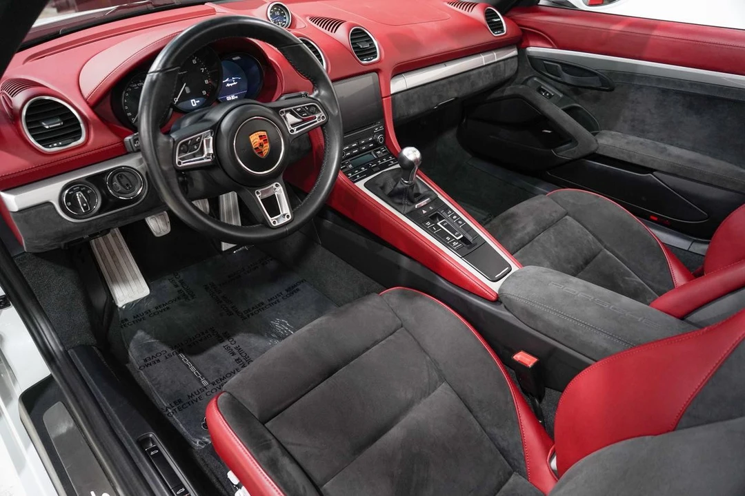 2020 Porsche 718 Boxster Spyder - Image 2 of 31