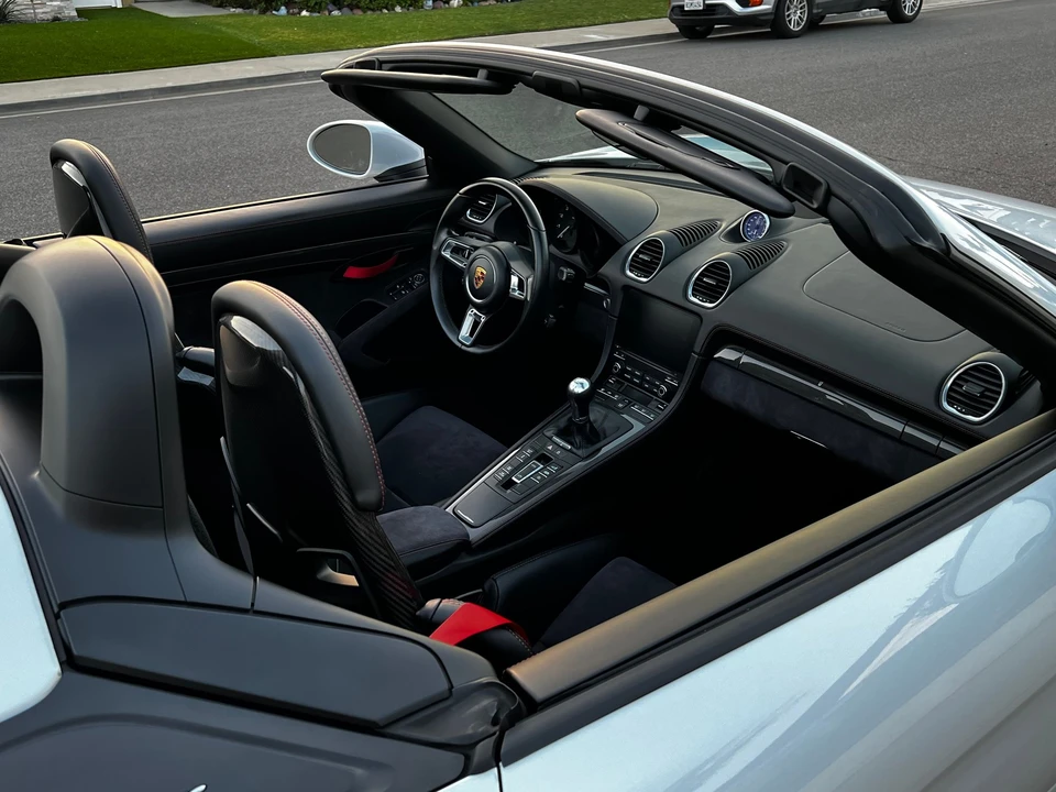 2020 Porsche 718 Boxster Spyder - Image 8 of 10
