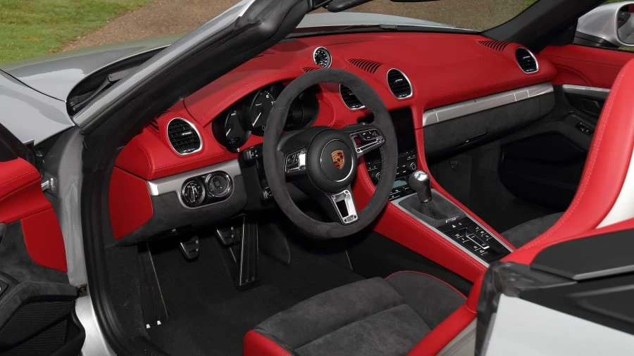 2020 Porsche 718 Boxster Spyder - Image 16 of 31