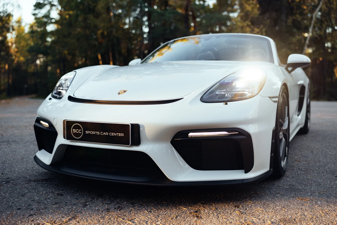 2020 Porsche 718 Boxster Spyder - Image 17 of 31
