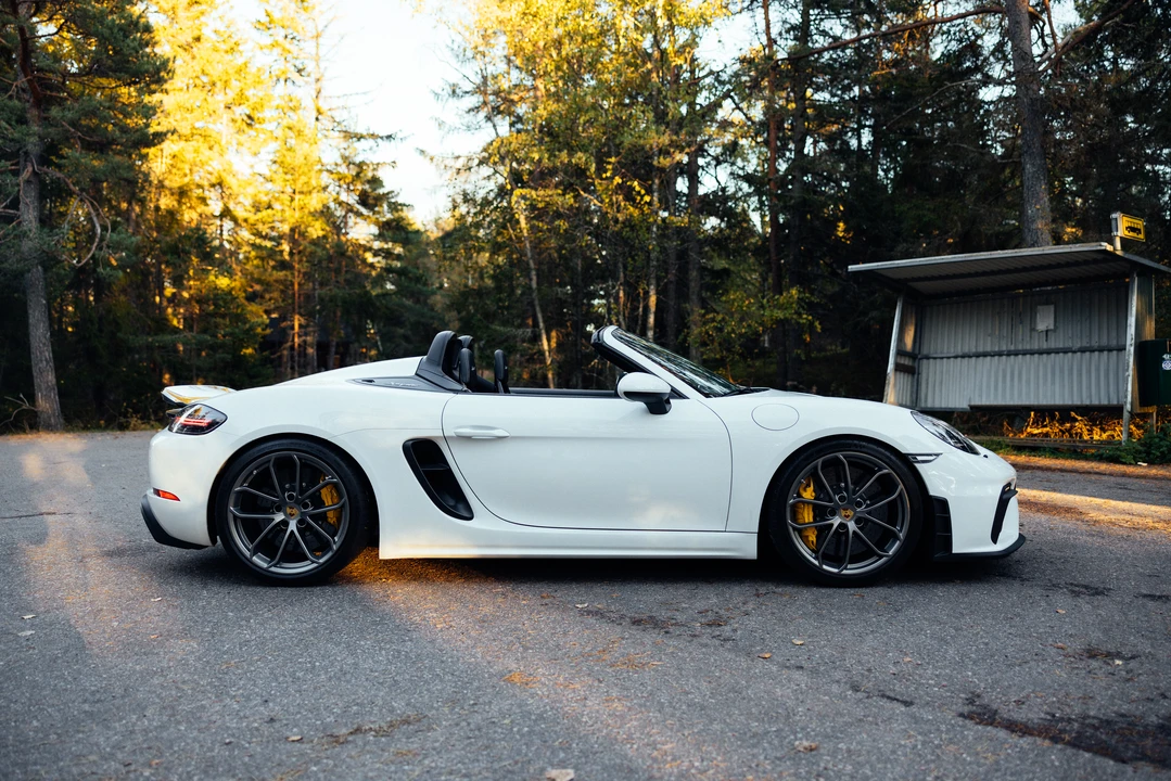 2020 Porsche 718 Boxster Spyder - Image 11 of 31
