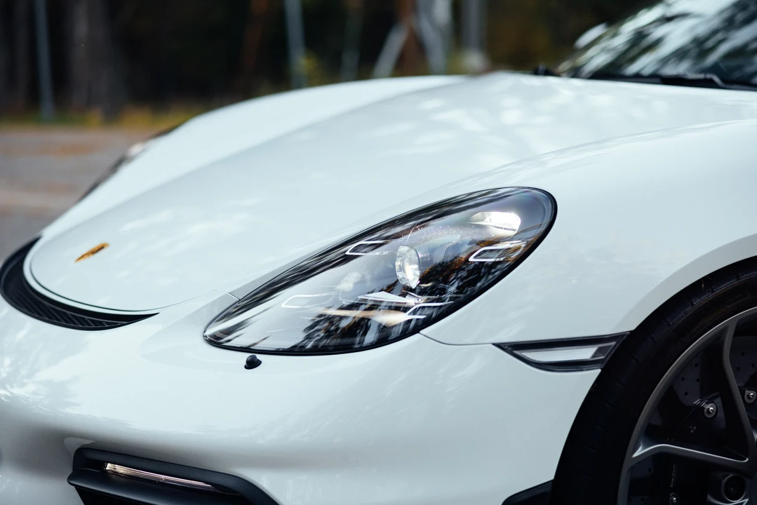 2020 Porsche 718 Boxster Spyder - Image 23 of 31