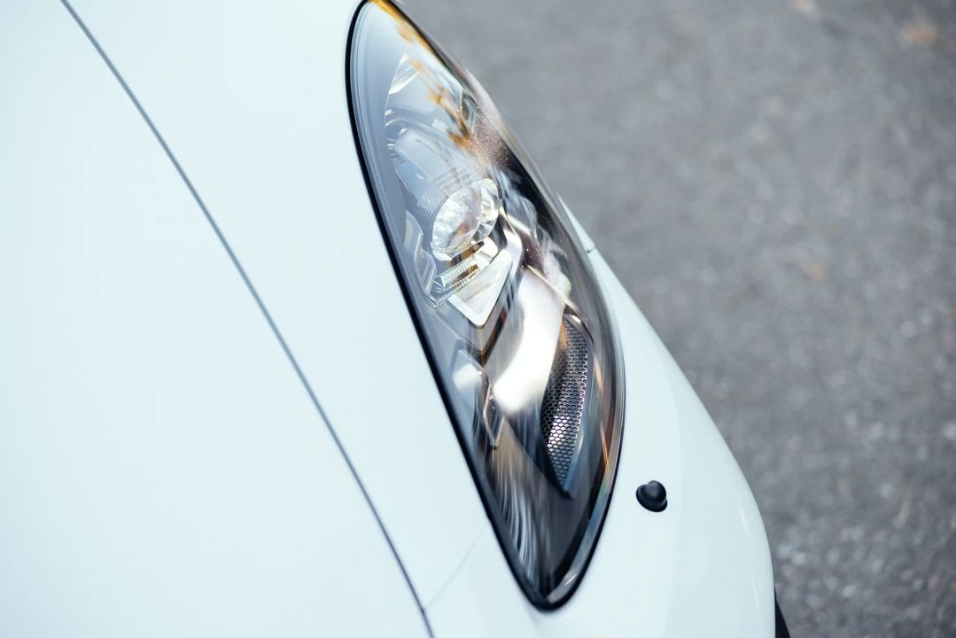 2020 Porsche 718 Boxster Spyder - Image 24 of 31