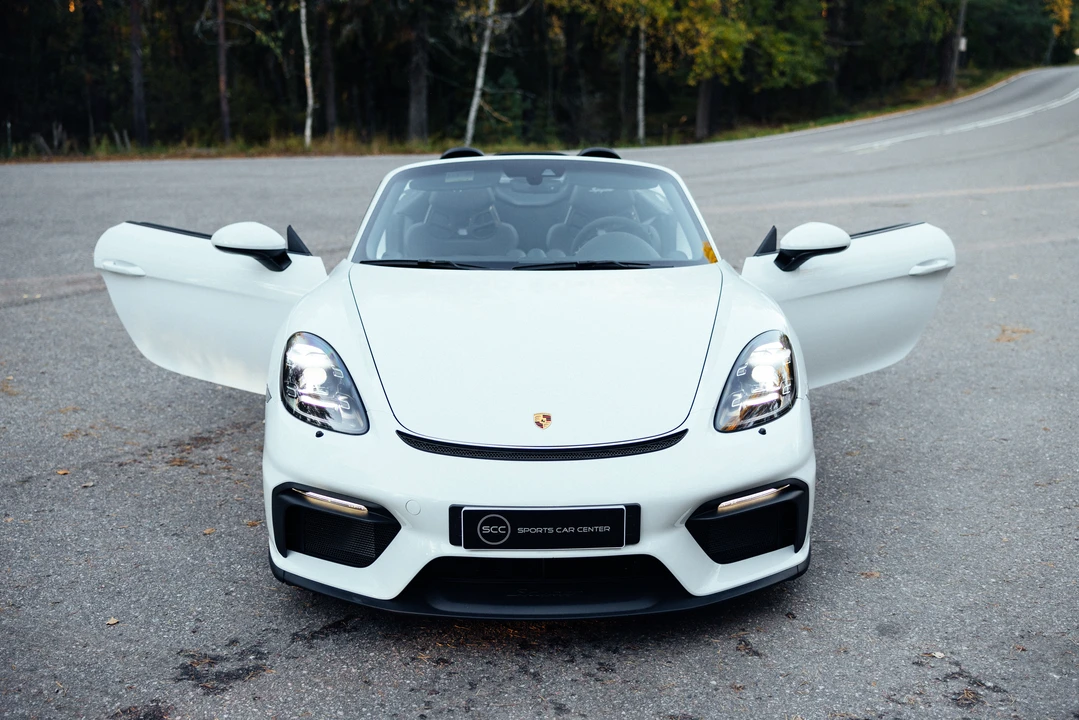 2020 Porsche 718 Boxster Spyder - Image 15 of 31