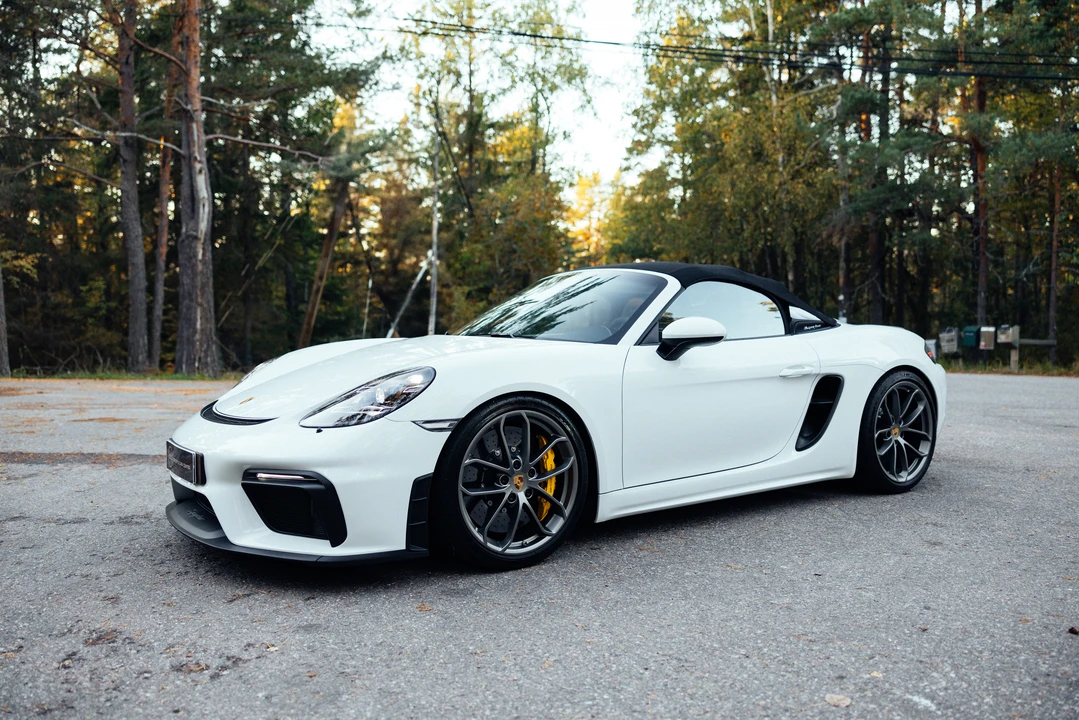 2020 Porsche 718 Boxster Spyder - Image 16 of 31